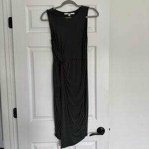 Guess Elegant deep Olive Sleeveless Dress